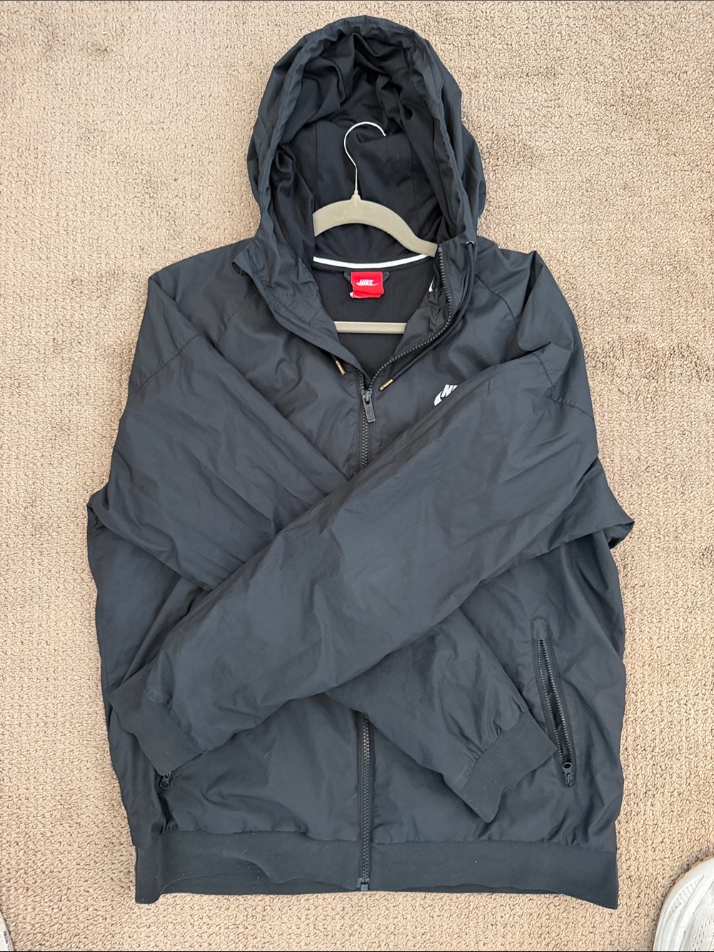 Nike Black Hooded Windbreaker Jacket with Subtle Logo